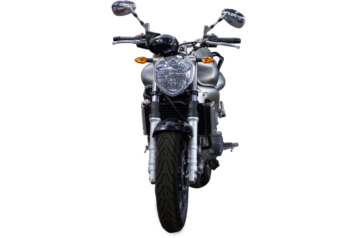 Аренда мотоцикла Yamaha FZS600N 2005 в Москве от HulkMoto.ru от 4500 ₽
